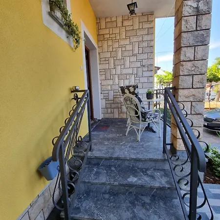 App Paris 6 * Umag